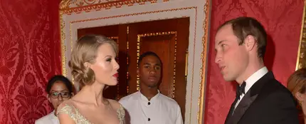 El príncipe Guillermo todavía se avergüenza por este momento que vivió con Taylor Swift El príncipe Guillermo todavía se avergüenza por este momento que vivió con Taylor Swift