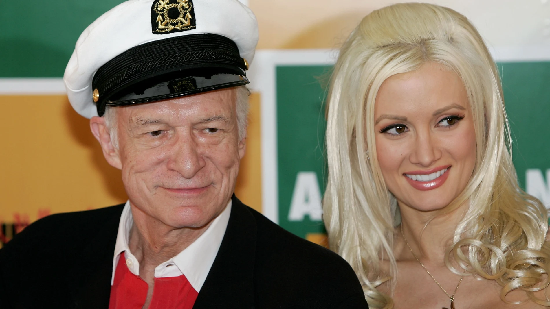 Holly Madison, exconejita Playboy, revela su primera noche con Hugh Hefner:  