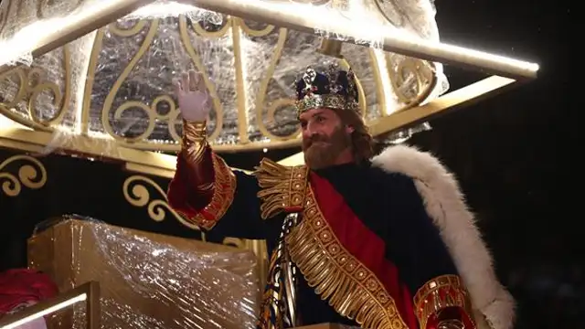 Te presentamos a Beltrán Iraburu, el actor y cantante detrás del Gaspar de la cabalgata de Madrid
