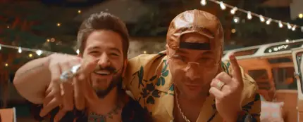 Camilo, Wisin y Los Legendarios presentan 'Buenos días' Camilo, Wisin y Los Legendarios presentan 'Buenos días'