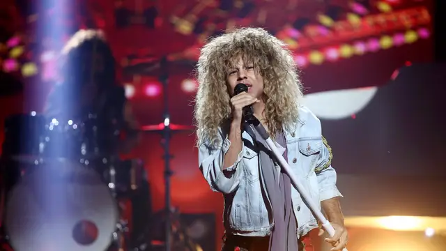 Agoney imita a Bon Jovi en Tu cara me suena.