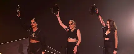 ¿Cuál es el significado de 'foliada' en gallego y qué dice la letra de la canción de Tanxugueiras en castellano? ¿Cuál es el significado de 'foliada' en gallego y qué dice la letra de la canción de Tanxugueiras en castellano?