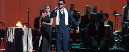 'Te venero', la canci&oacute;n in&eacute;dita presentada por C. Tangana y Rita Pay&eacute;s en su actuaci&oacute;n en los Goya