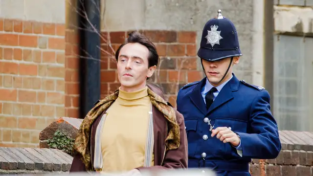 Harry Styles, solo apto para +18 en 'My Policeman'