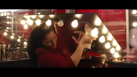 "Hostia puta, ¿te has quemado?": el susto de Jordi Évole tras el accidente de Rosa López durante la entrevista "Hostia puta, ¿te has quemado?": el susto de Jordi Évole tras el accidente de Rosa López durante la entrevista