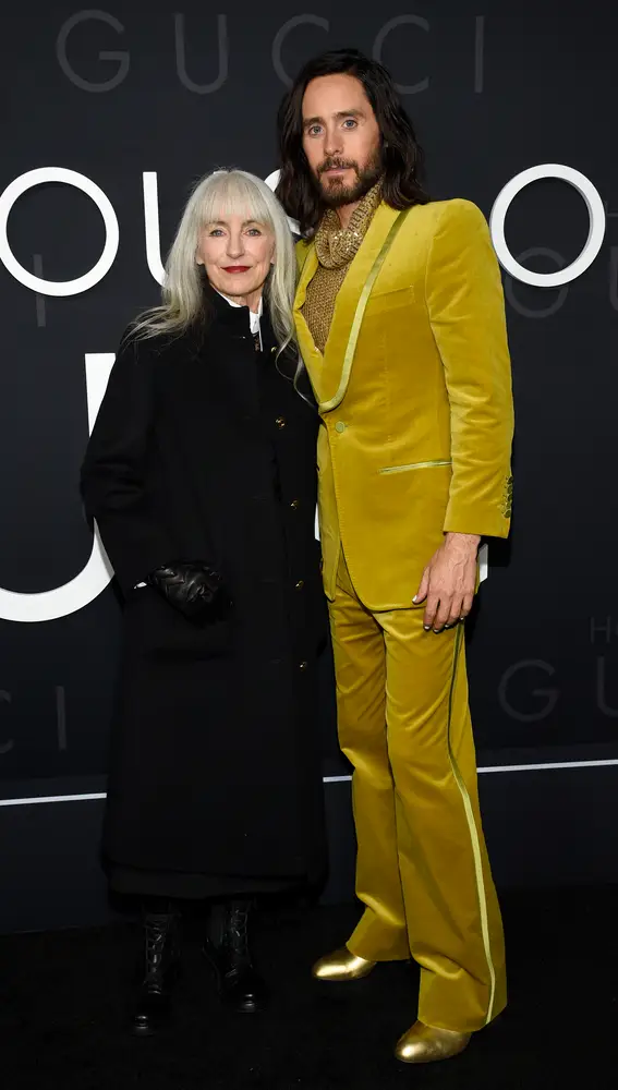Jared Leto y su madre Constance Leto, en noviembre de 2021