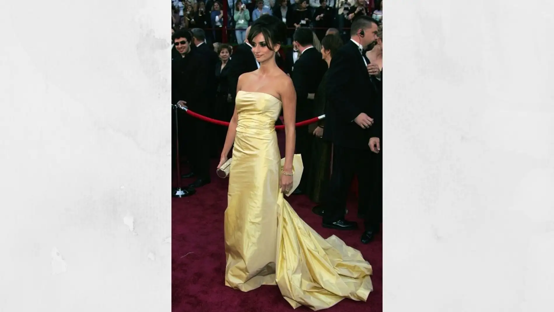 Penélope Cruz, vestida de Oscar de la Renta en los Oscar 2005
