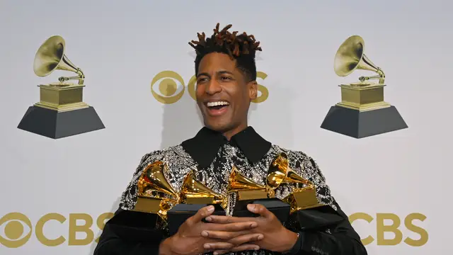 Joan Batiste, Grammy al Álbum del Año, se casó con su chica, enferma de cáncer, un día antes de su trasplante de médula