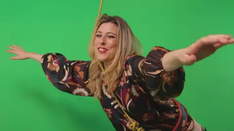 Ana Morgade lía a Valeria Ros para presentar el nuevo spot de 'yu, No te pierdas nada' Ana Morgade lía a Valeria Ros para presentar el nuevo spot de 'yu, No te pierdas nada'