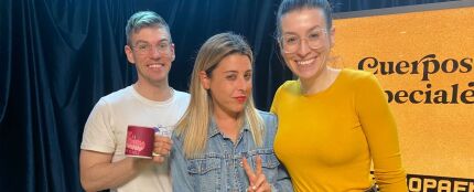 Iggy Rubín y Eva Soriano con Valeria Ros en 'Cuerpos especiales'