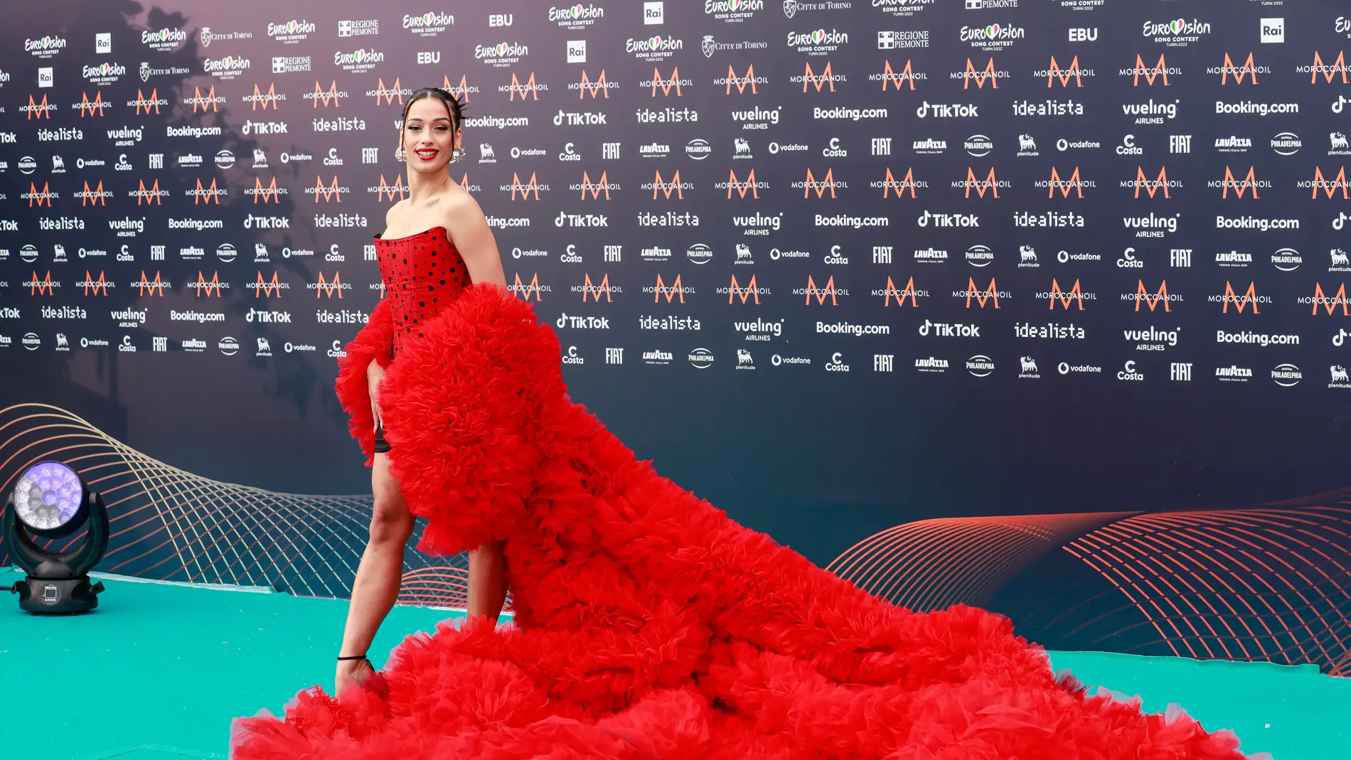 Chanel, en la alfombra turquesa de Eurovisión 2022