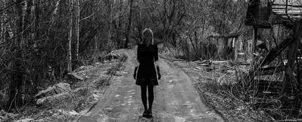 Un fantasma en una carretera Un fantasma en una carretera