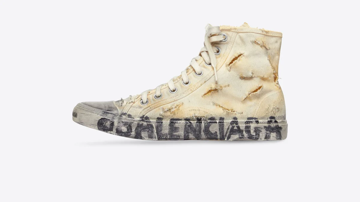 Las polémicas zapatillas destrozadas que Balenciaga vende por 1.450 euros | Europa