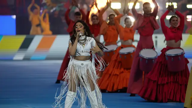 Camila Cabello en la final de la Champions