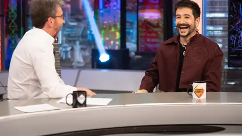 Así surgió la amistad entre Camilo y Alejandro Sanz: "Nos conocimos gracias a la guitarra de 'El Hormiguero 3.0' Así surgió la amistad entre Camilo y Alejandro Sanz: "Nos conocimos gracias a la guitarra de 'El Hormiguero 3.0'