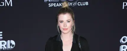 Ireland Baldwin, hija de 26 años de Alec Baldwin y Kim Basinger Ireland Baldwin, hija de 26 años de Alec Baldwin y Kim Basinger