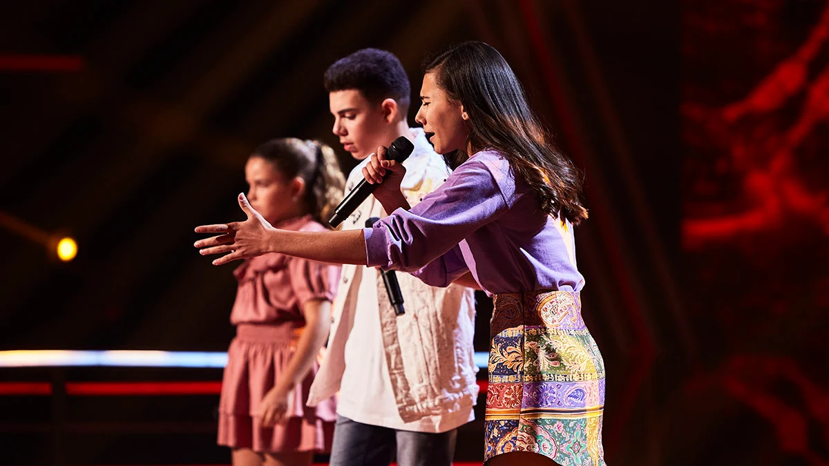 ¡Puro arte! Rubén, Mara y Triana conquistan cantando ‘Falsa moneda’ con la Batalla más flamenca de ‘La Voz Kids’ ¡Puro arte! Rubén, Mara y Triana conquistan cantando ‘Falsa moneda’ con la Batalla más flamenca de ‘La Voz Kids’