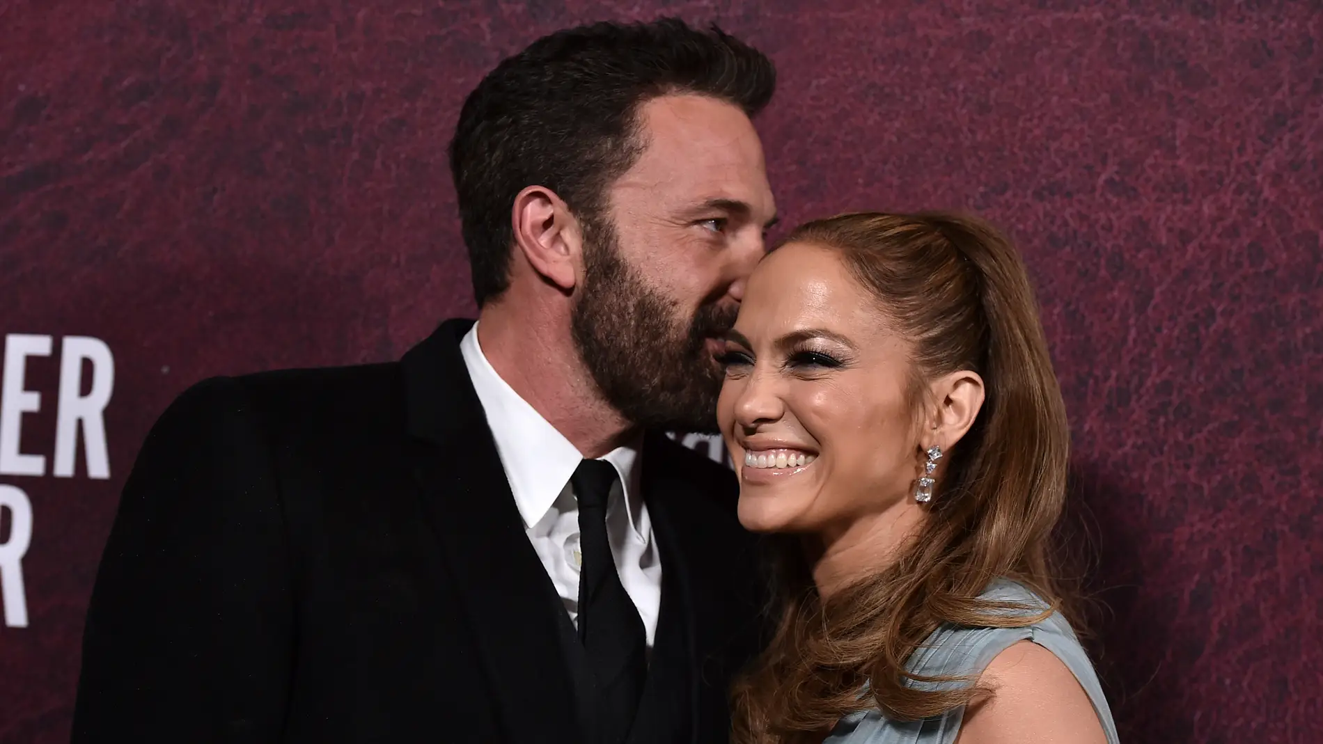 Jennifer Lopez y Ben Affleck ya son marido y mujer