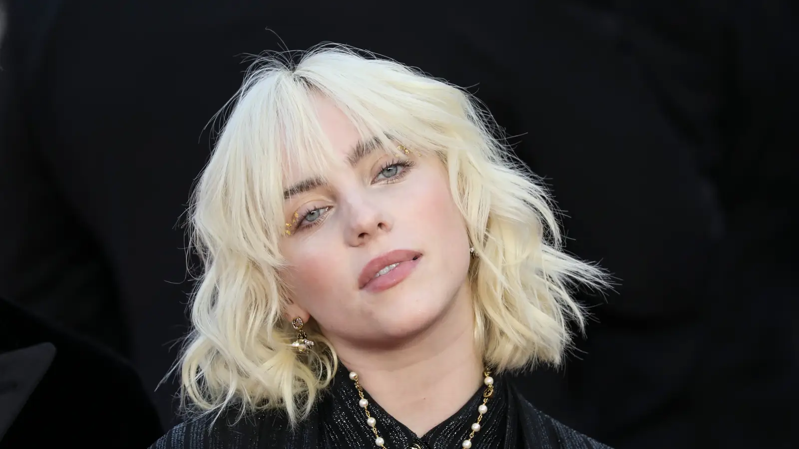 Billie Eilish lanza dos nuevas canciones y deja en el aire el estreno de su próximo disco Billie Eilish lanza dos nuevas canciones y deja en el aire el estreno de su próximo disco