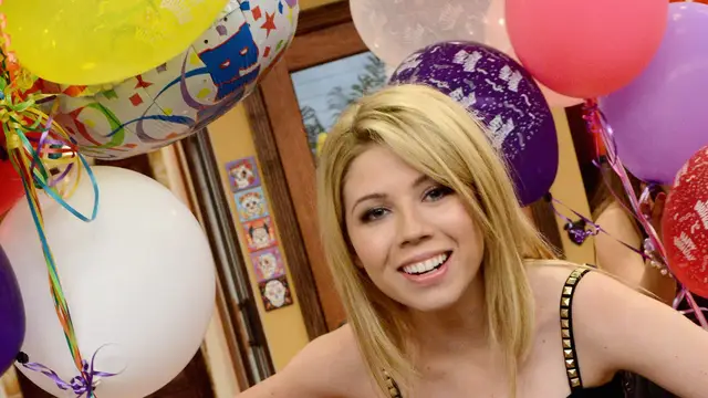 Jennette McCurdy (Sam en iCarly) confiesa que Nickelodeon intentó silenciarla con 300.000 dólares