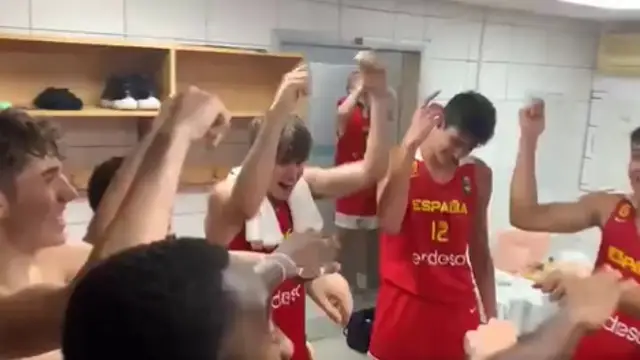 'Despechá' de Rosalía se cuela en el vestuario de la Selección Española U18 de Baloncesto