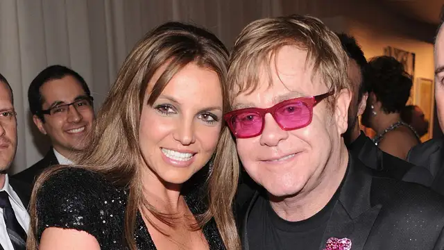 Britney Spears y Elton John celebran el triunfo de su tema, 'Hold me closer', que ya es número 1