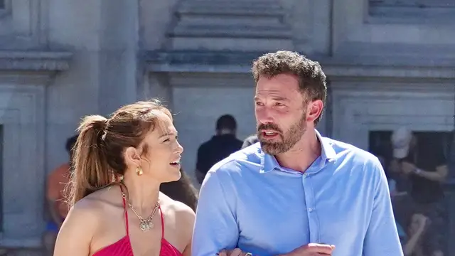 Ben Affleck y Jennifer Lopez, durante su luna de miel en París