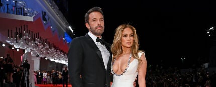 La cantante Jennifer Lopez y su ya marido Ben Affleck.