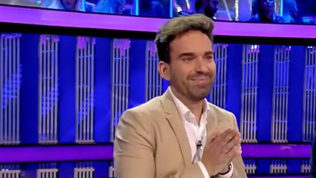Jonathan, el concursante de 'Veo como cantas', se derrumba en directo al acordarse de su abuela