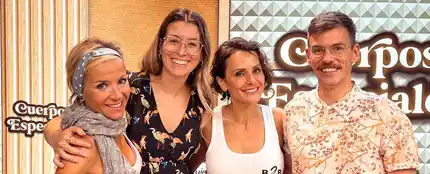 Eva Martí y Marian Dacal visitan 'Cuerpos especiales' Eva Martí y Marian Dacal visitan 'Cuerpos especiales'