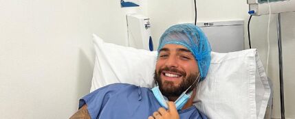 Maluma ha pasado por quir&oacute;fano debido a un problema en su rodilla