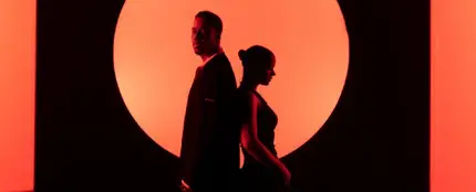 Rosalía y Romeo Santos, en el videoclip de 'El Pañuelo'. Rosalía y Romeo Santos, en el videoclip de 'El Pañuelo'.