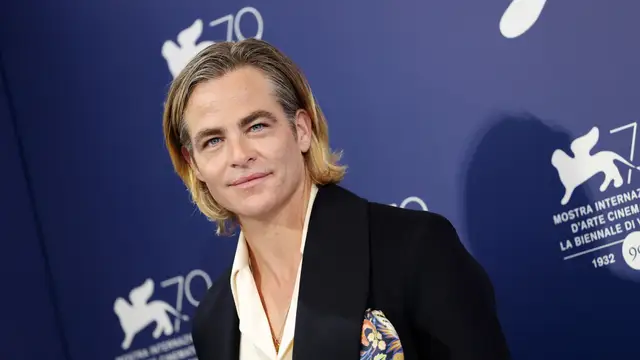 Chris Pine en el Festival de Venecia