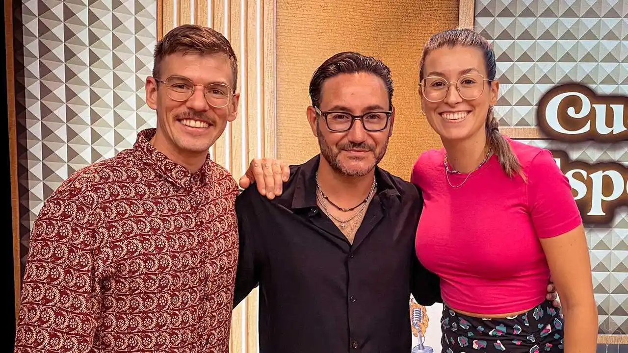 Carlos Santos visita 'Cuerpos especiales' Carlos Santos visita 'Cuerpos especiales'
