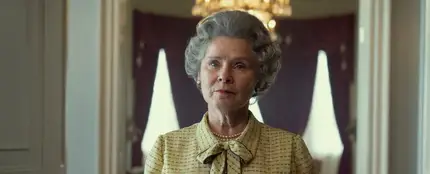 Primeras imágenes de Imelda Staunton como la reina de Inglaterra Primeras imágenes de Imelda Staunton como la reina de Inglaterra