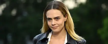 Los amigos de Cara Delevingne, preocupados por su errático comportamiento Los amigos de Cara Delevingne, preocupados por su errático comportamiento