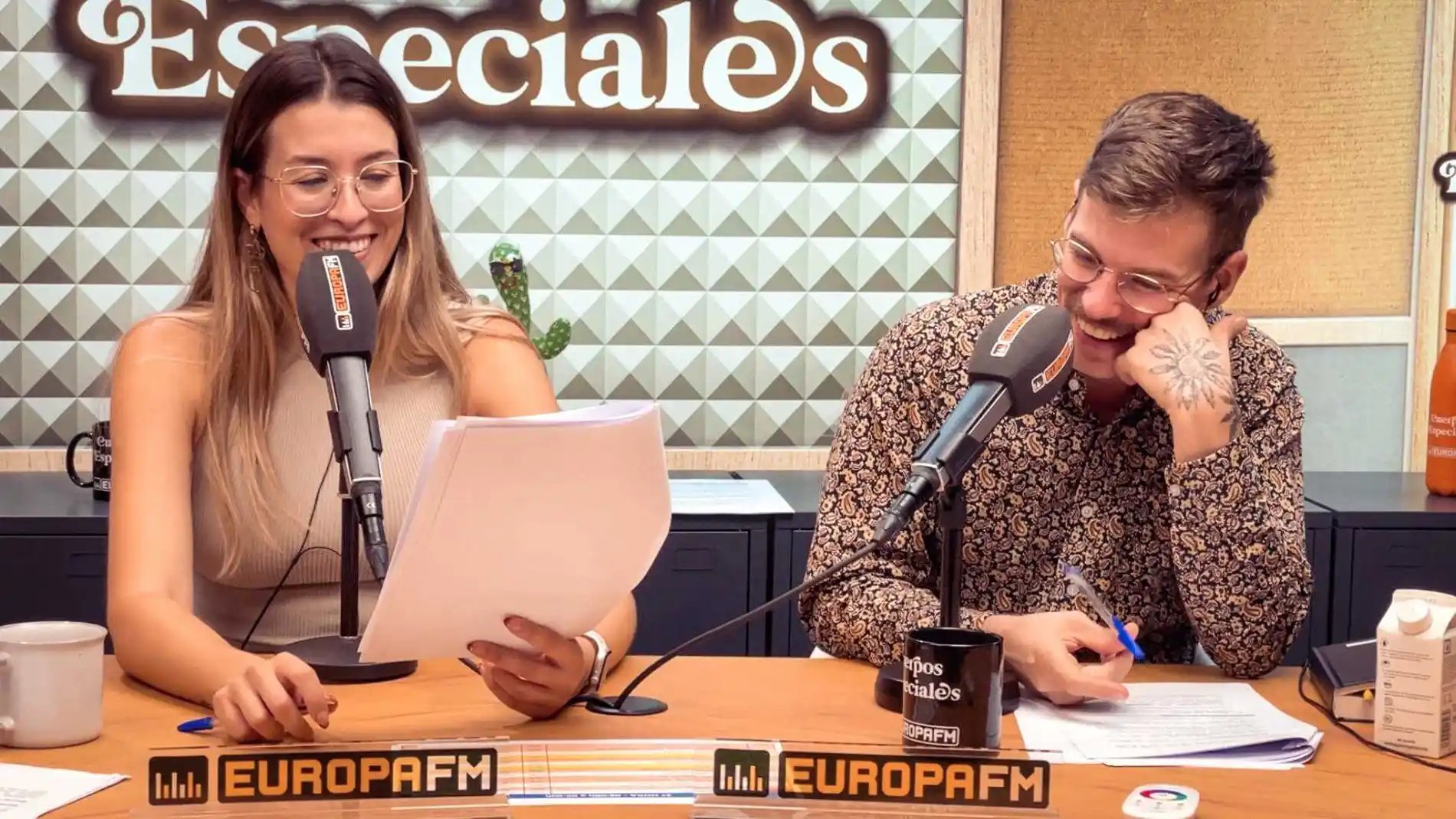 Eva Soriano e Iggy Rubín, presentadores de 'Cuerpos especiales'. Eva Soriano e Iggy Rubín, presentadores de 'Cuerpos especiales'.