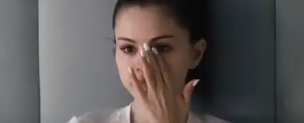 Selena Gómez tuvo que retirarse en 2016 para recuperarse del lupus. Selena Gómez tuvo que retirarse en 2016 para recuperarse del lupus.