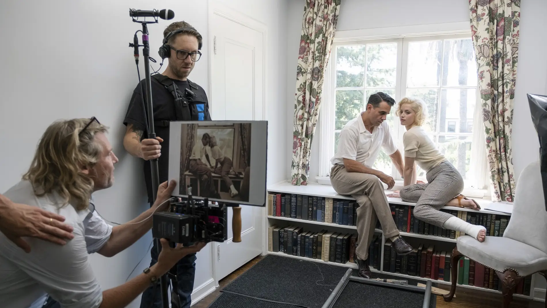 Ana de Armas durante el rodaje de 'Blonde'