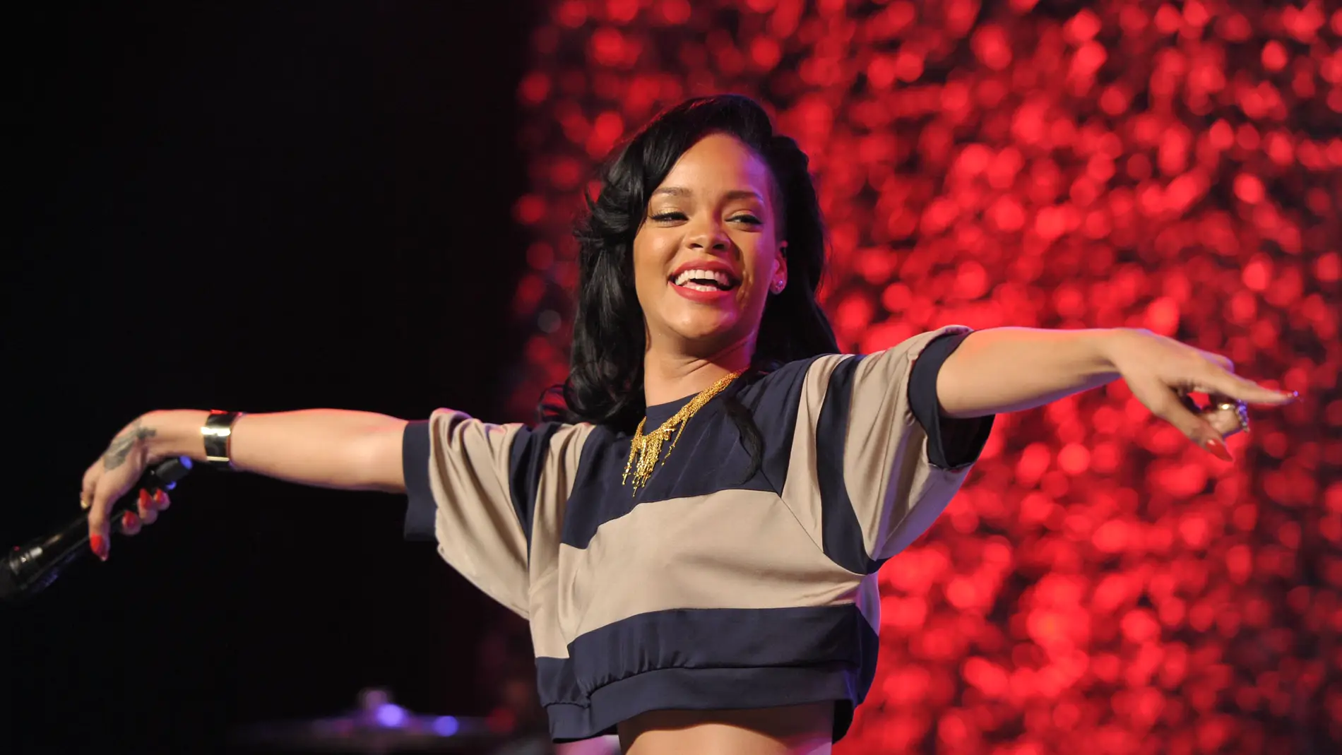 Rihanna durante una actuación