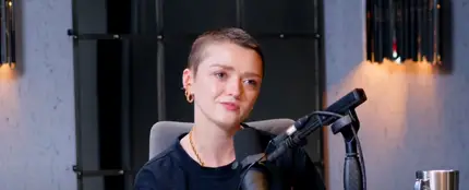 Maisie Williams en el podcast The Diary Of A CEO Maisie Williams en el podcast The Diary Of A CEO