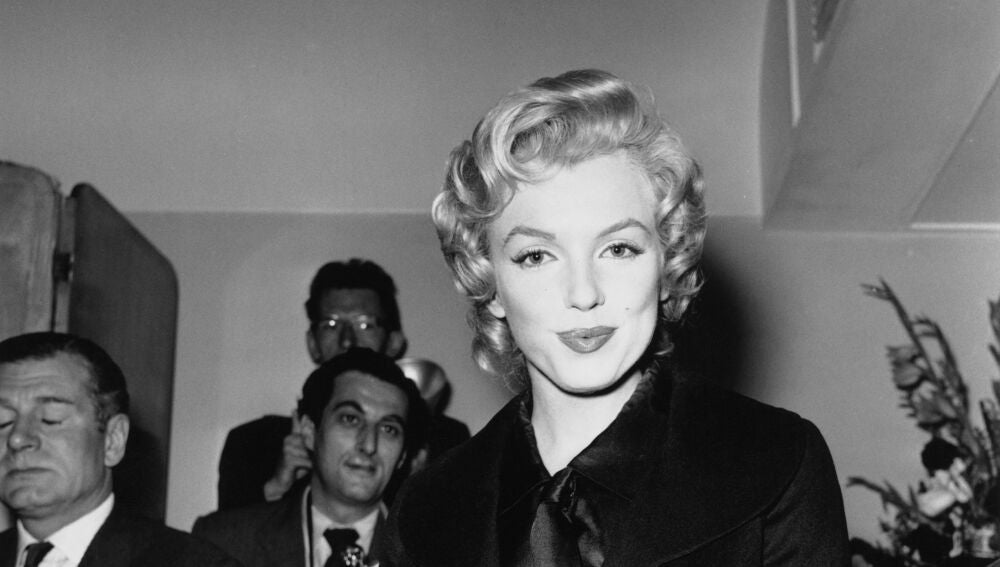 Marilyn Monroe pode ter abortado filho de famoso senador - OFuxico