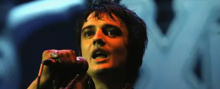Pete Doherty durante un concierto en Londres en 2004 Pete Doherty durante un concierto en Londres en 2004