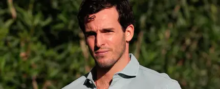 Íñigo Onieva, en la puerta de su restaurante el 9 de octubre de 2022. Íñigo Onieva, en la puerta de su restaurante el 9 de octubre de 2022.