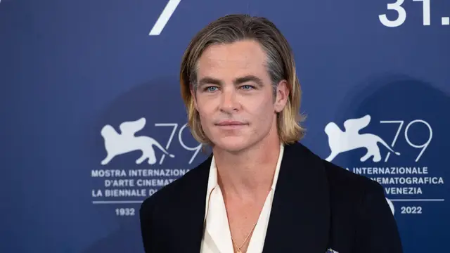 Chris Pine, en el festival de Venecia de 2022.