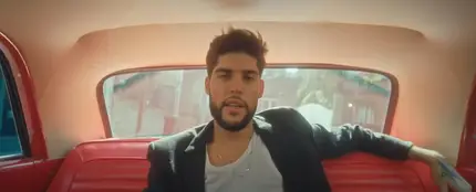 José Otero en el vídeo de su single 'Lisboa' José Otero en el vídeo de su single 'Lisboa'