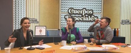 Chenoa con Eva Soriano e Iggy Rub&iacute;n en 'Cuerpos especiales'