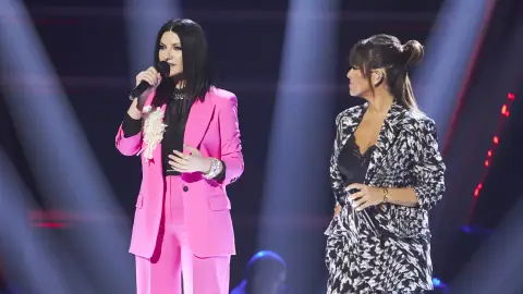 Laura Pausini y Vanesa Martín arrasan en ‘La Voz’ con una impecable actuación cantando ‘Yo sí’ Laura Pausini y Vanesa Martín arrasan en ‘La Voz’ con una impecable actuación cantando ‘Yo sí’