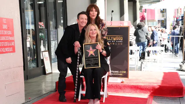 David Faustino, Katey Sagal y Christina Applegate
