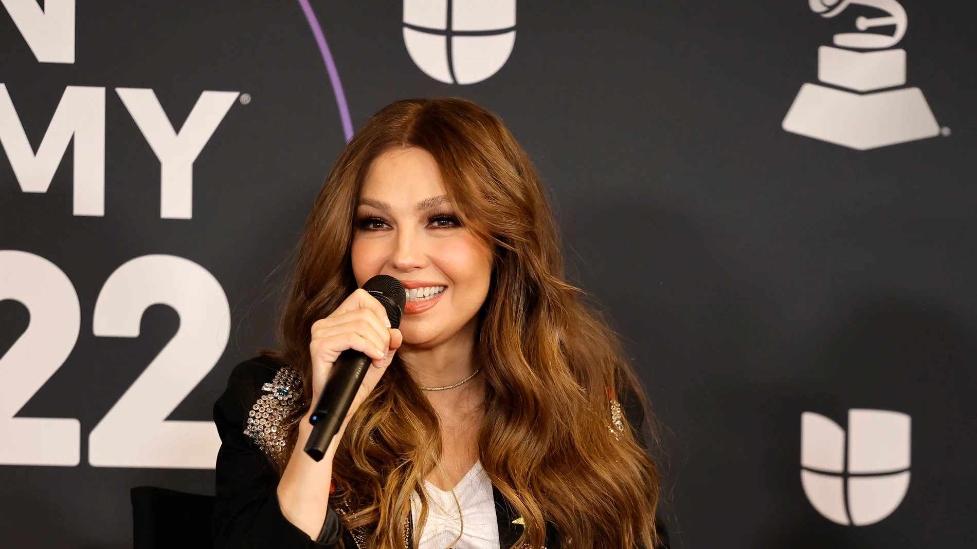 Thalía, en la rueda de prensa de presentadores de los Latin Grammy 2022.